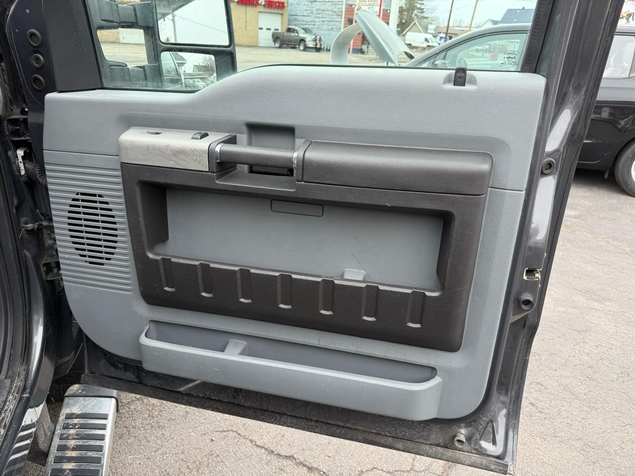 Ford F-250 SD XLT Crew Cab Long Bed 4WD 2015