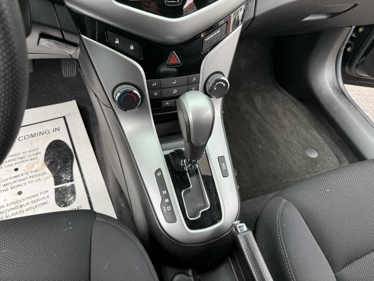 Chevrolet Cruze 1FL 2012
