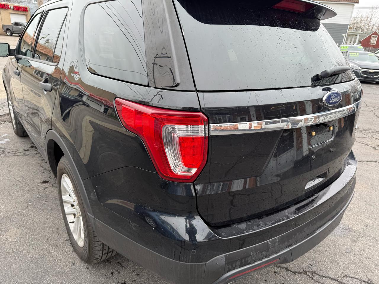Ford Explorer Base 4WD 2017