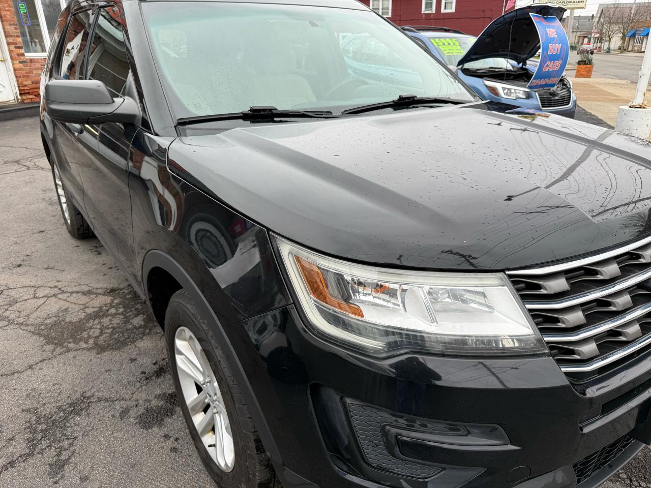 Ford Explorer Base 4WD 2017