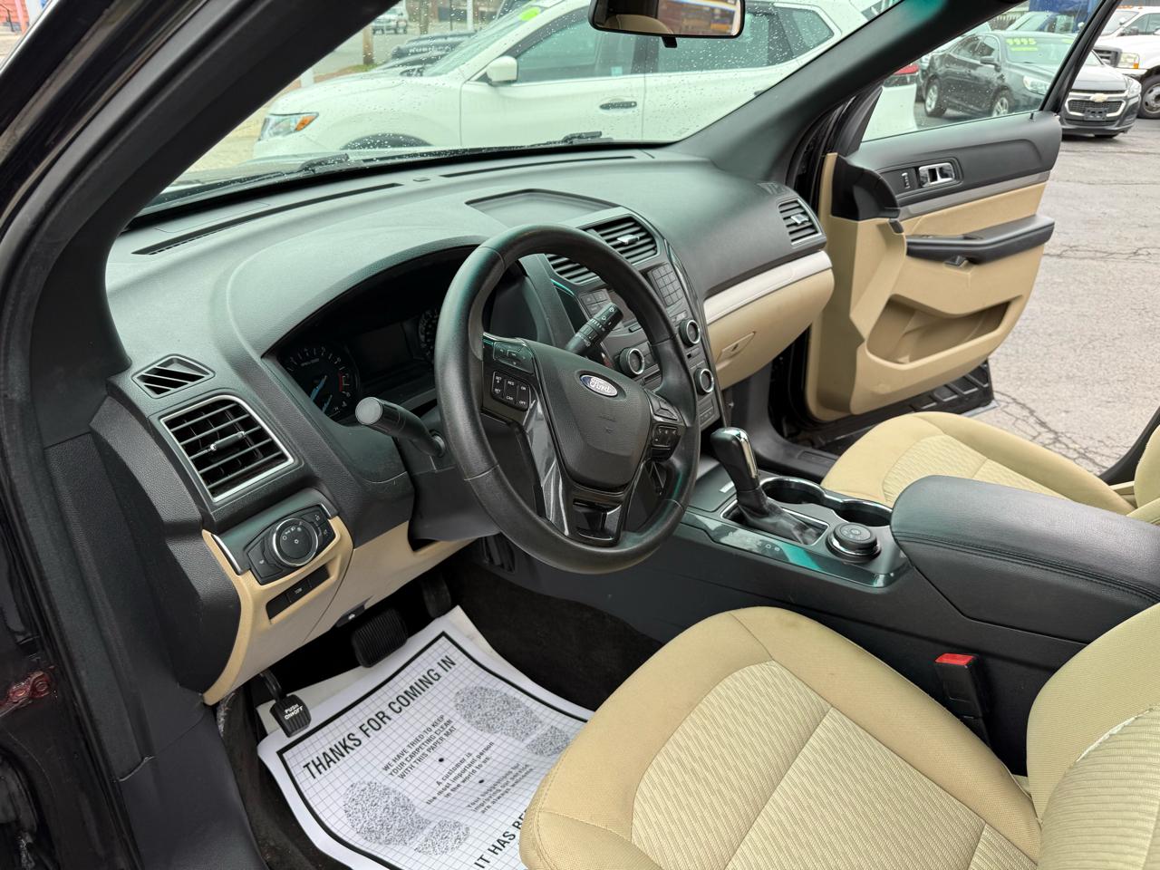 Ford Explorer Base 4WD 2017