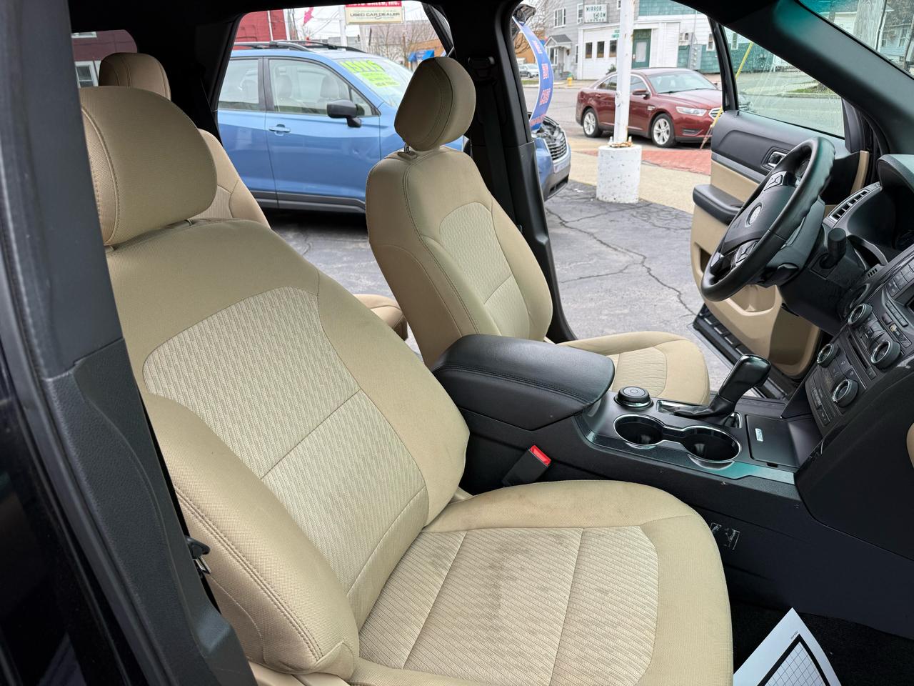 Ford Explorer Base 4WD 2017