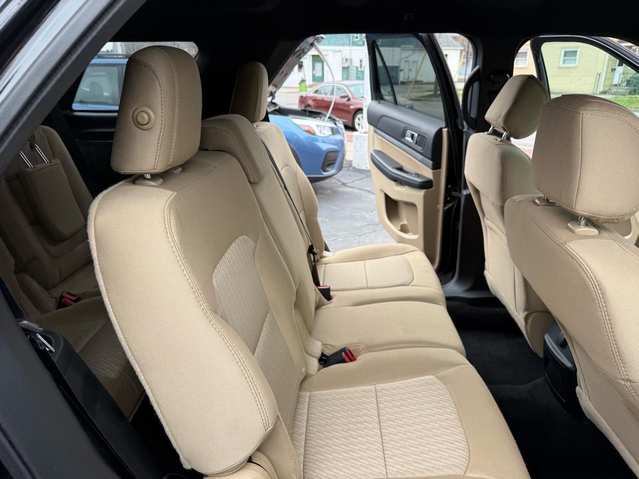 Ford Explorer Base 4WD 2017