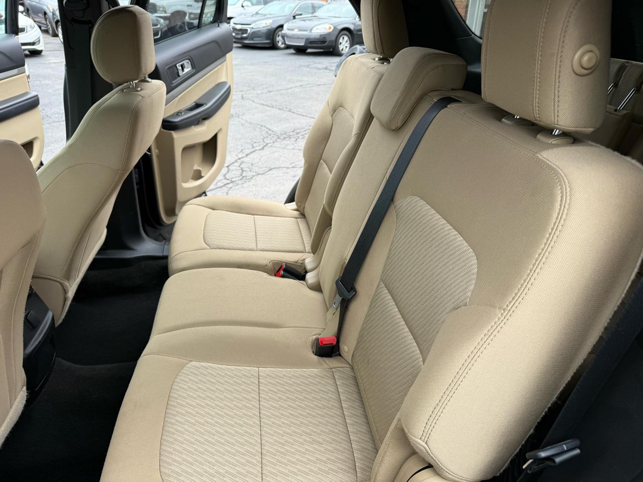 Ford Explorer Base 4WD 2017
