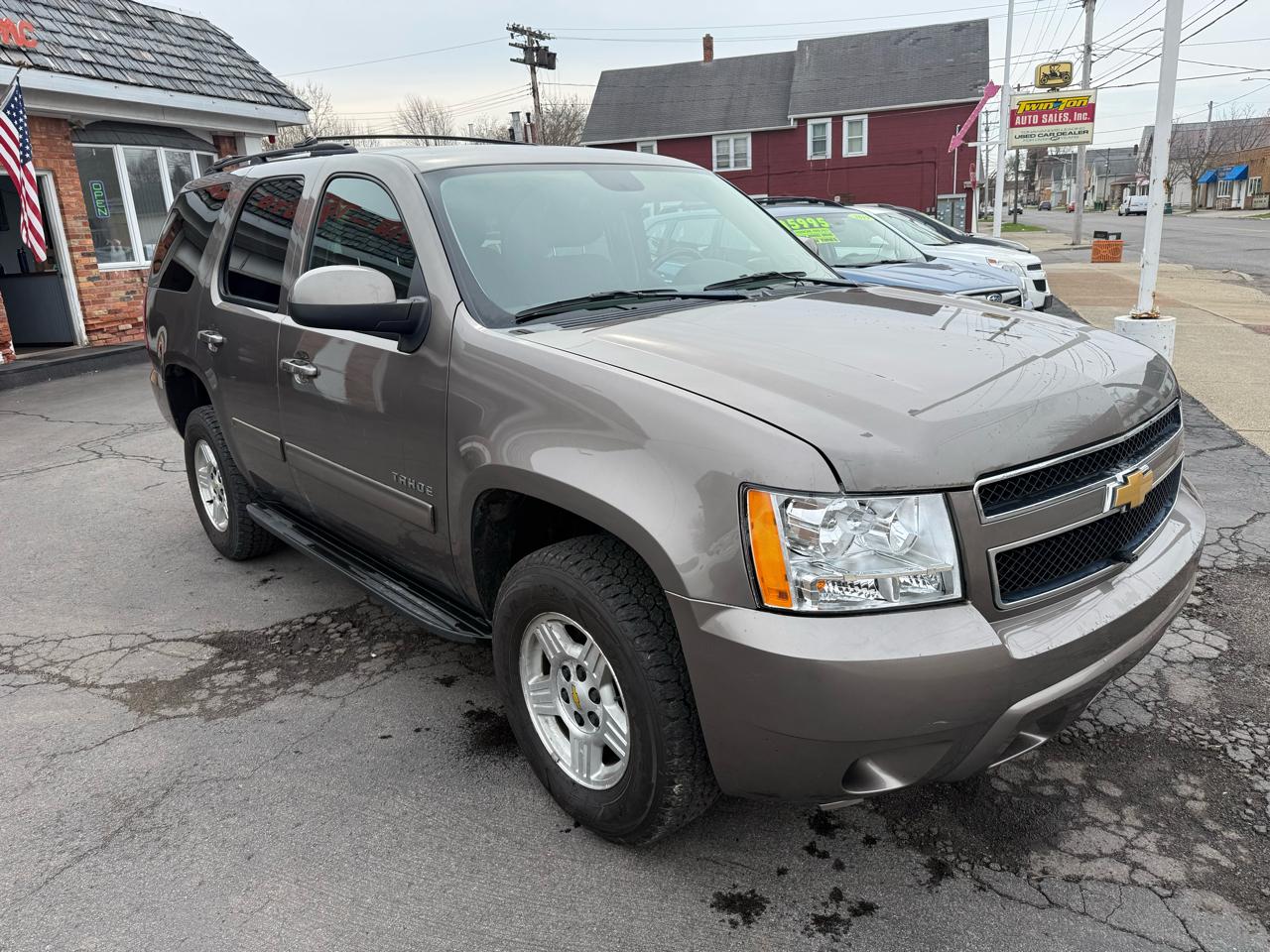 Chevrolet Tahoe LS 4WD 2012