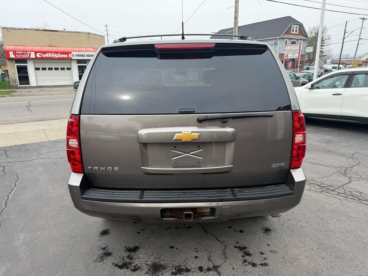 Chevrolet Tahoe LS 4WD 2012