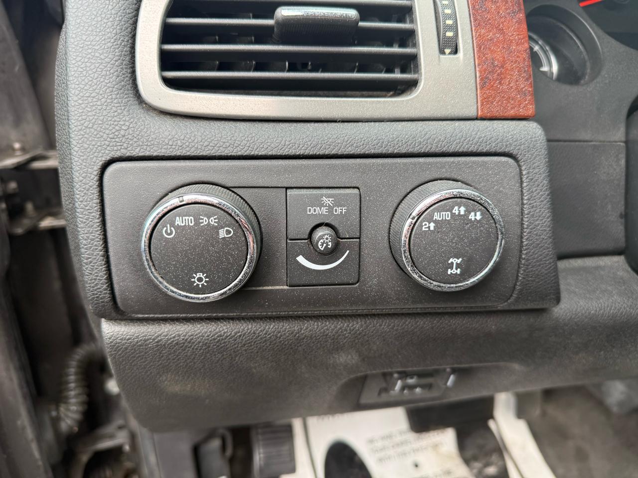 Chevrolet Tahoe LS 4WD 2012