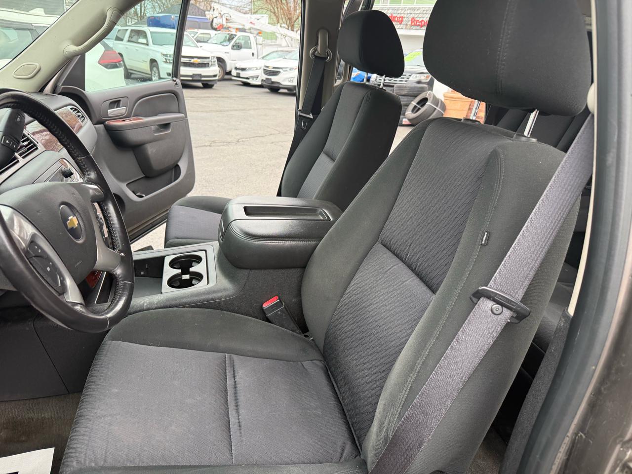 Chevrolet Tahoe LS 4WD 2012