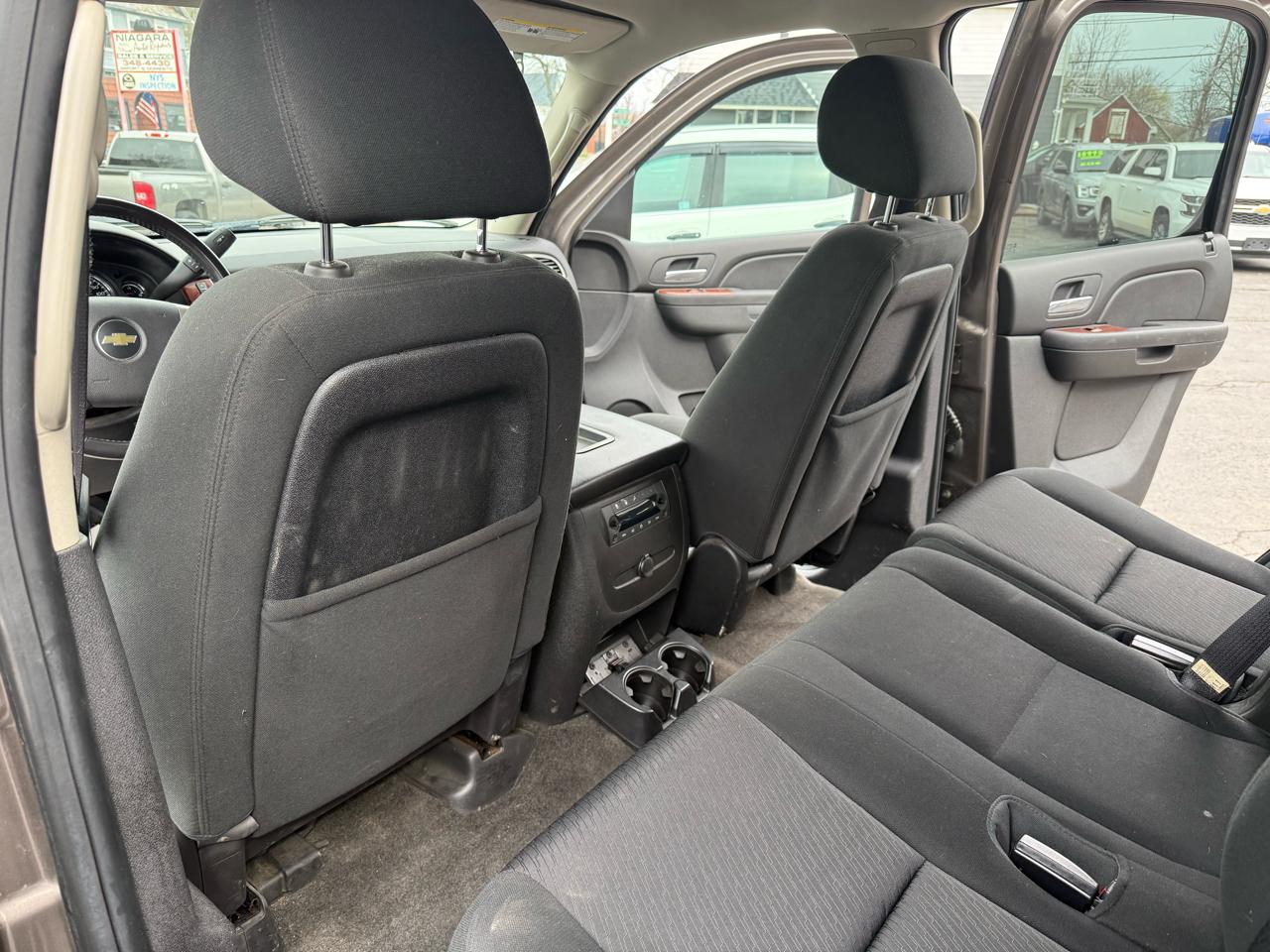 Chevrolet Tahoe LS 4WD 2012