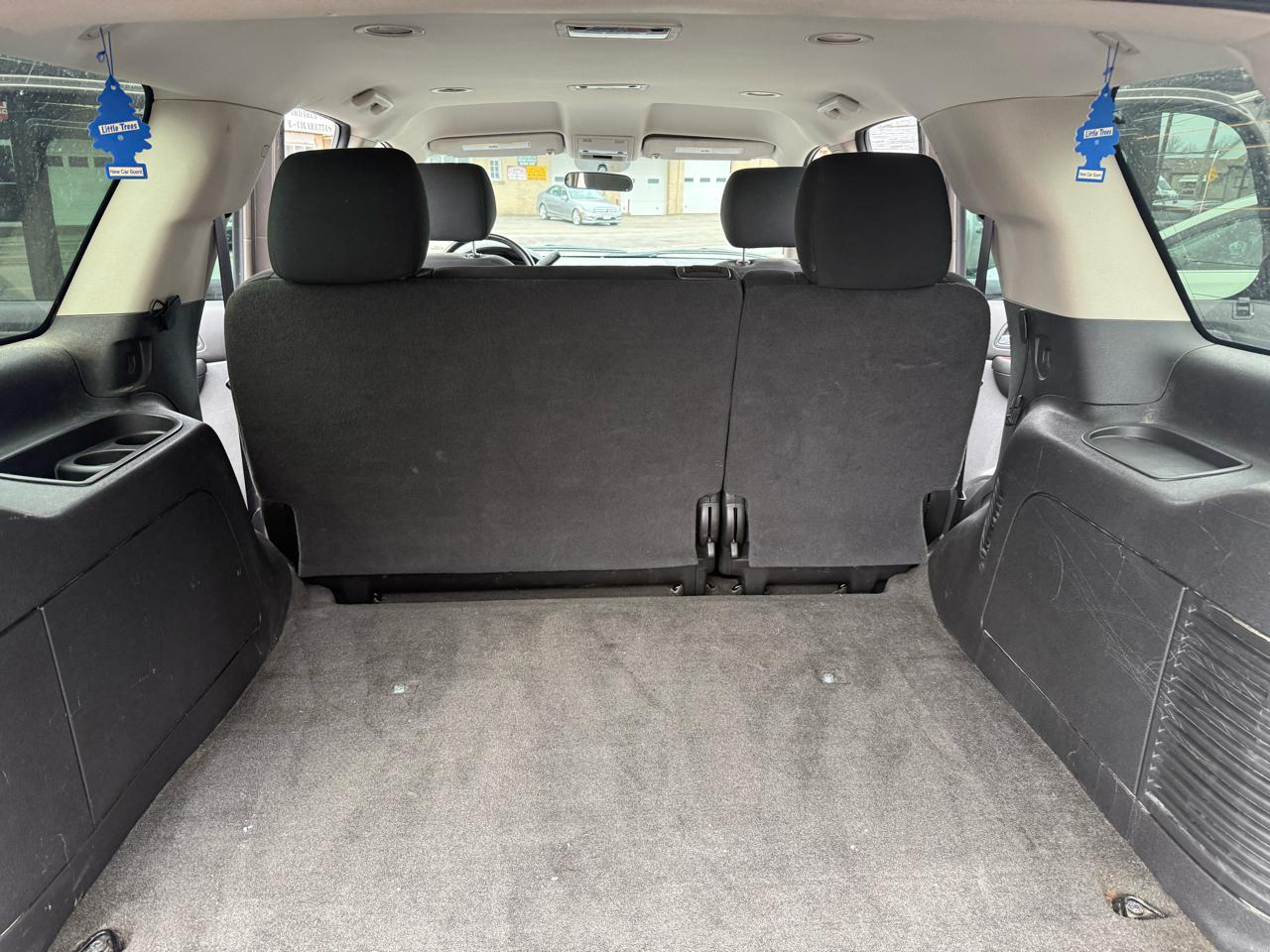 Chevrolet Tahoe LS 4WD 2012