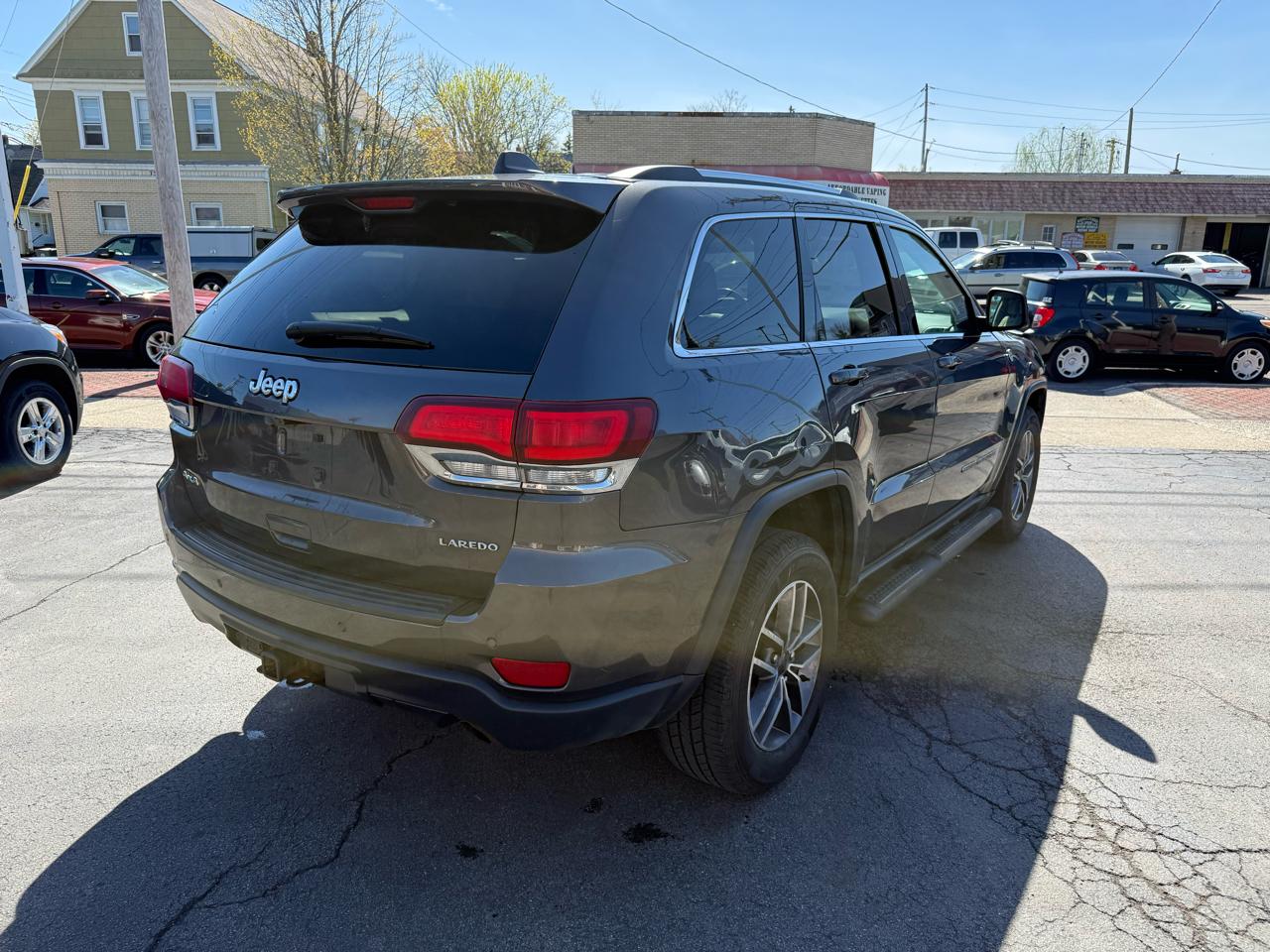 Jeep Grand Cherokee Laredo 4WD 2020
