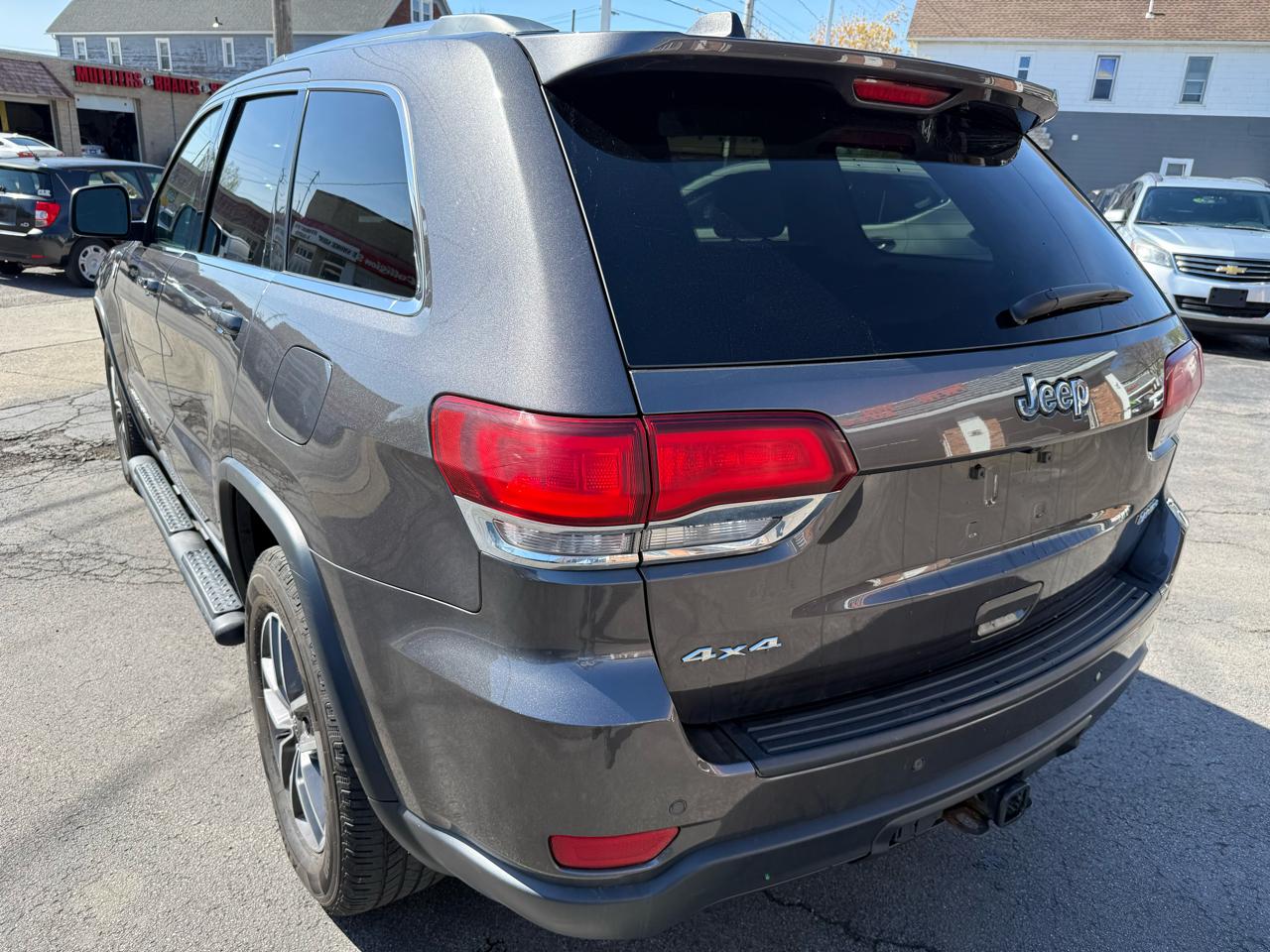 Jeep Grand Cherokee Laredo 4WD 2020