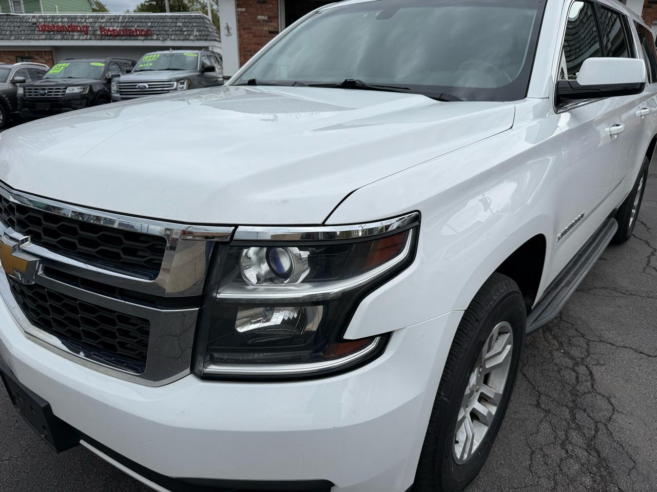 Chevrolet Suburban LS 4WD 2017