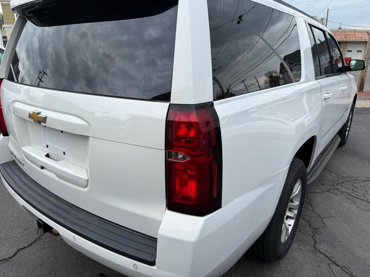 Chevrolet Suburban LS 4WD 2017