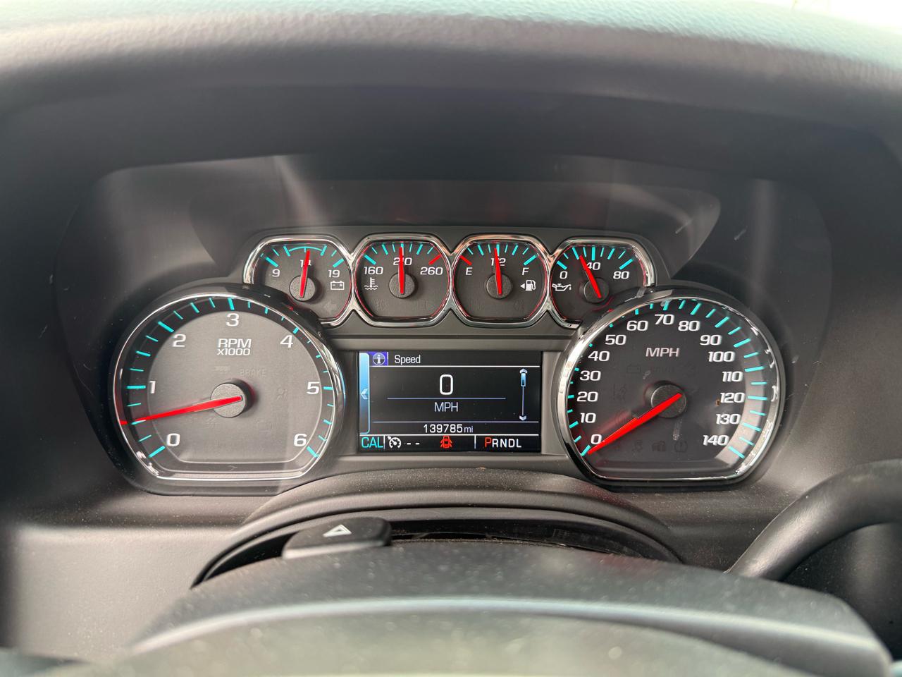 Chevrolet Suburban LS 4WD 2017