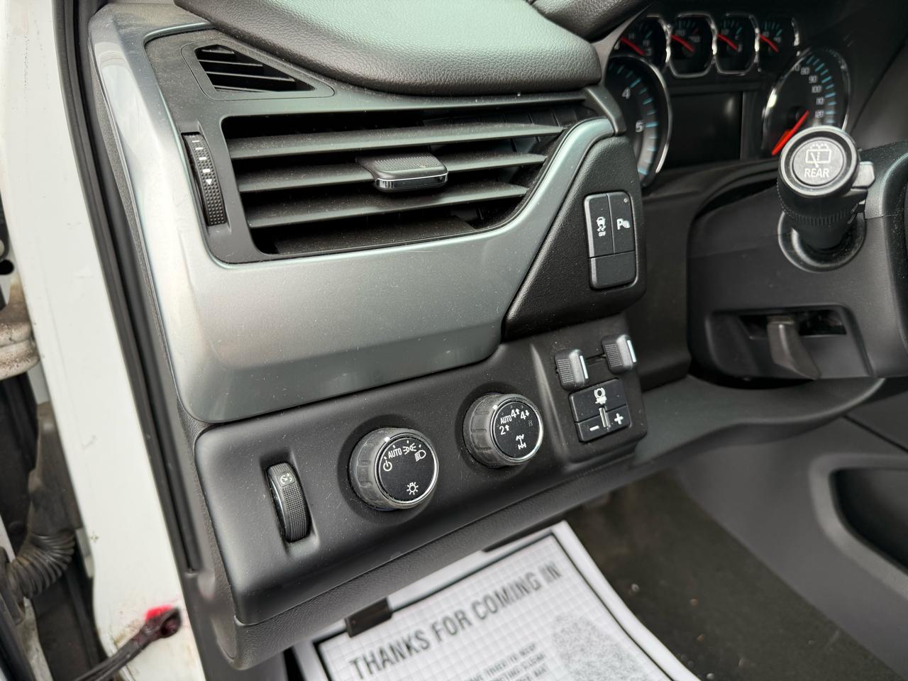Chevrolet Suburban LS 4WD 2017