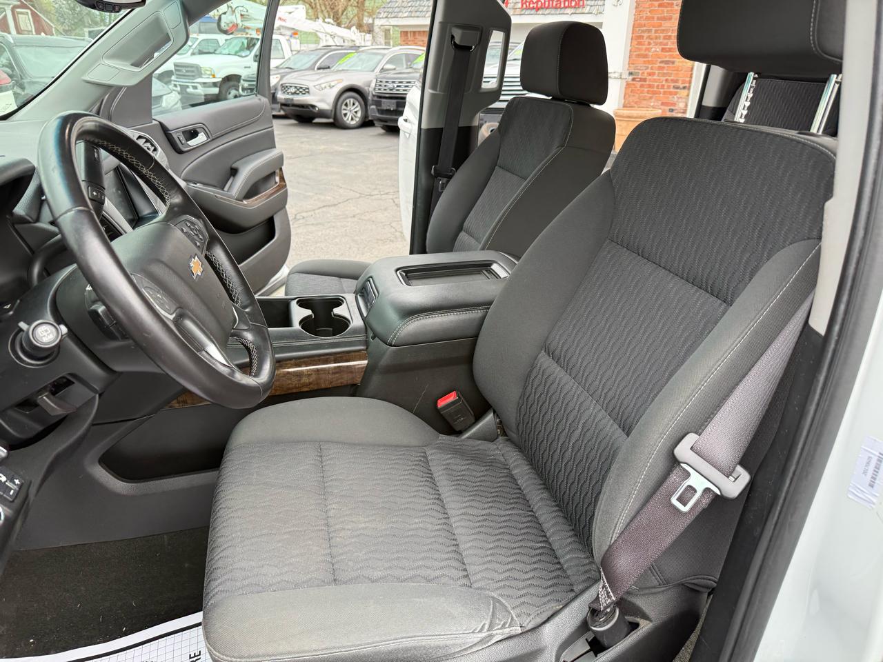 Chevrolet Suburban LS 4WD 2017
