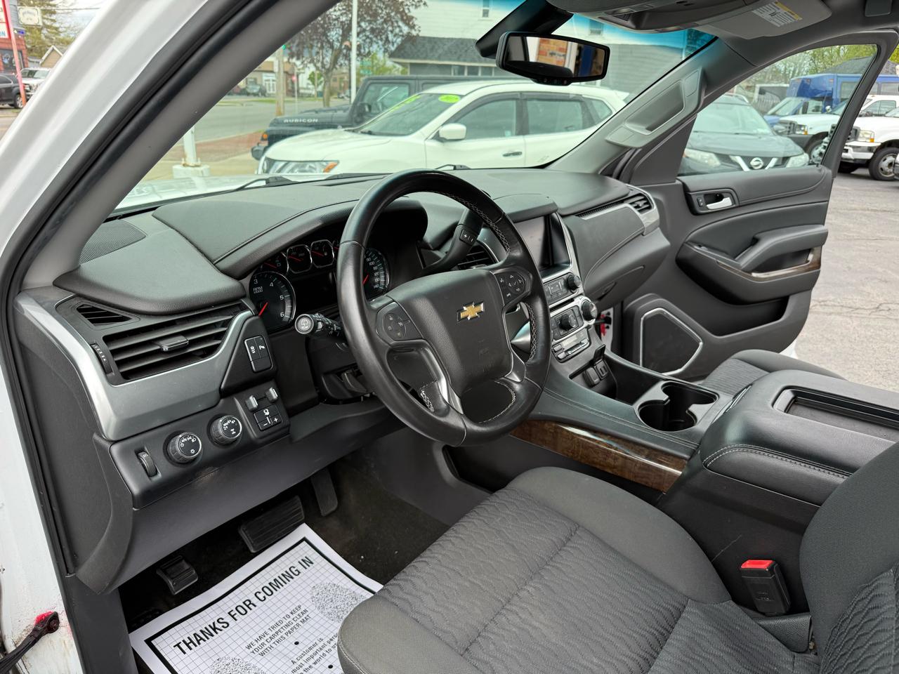 Chevrolet Suburban LS 4WD 2017