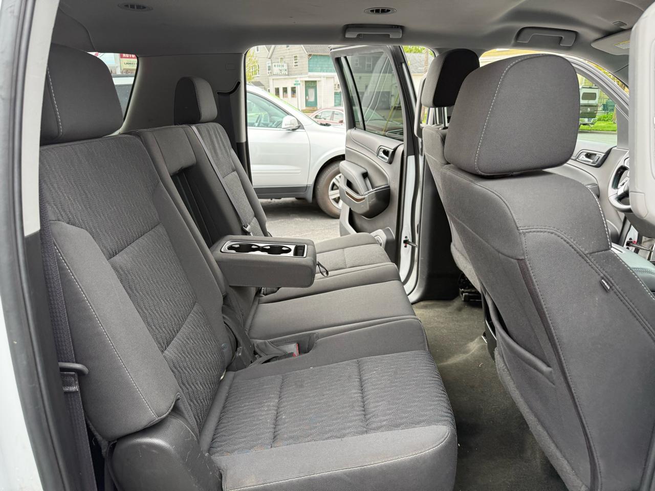 Chevrolet Suburban LS 4WD 2017