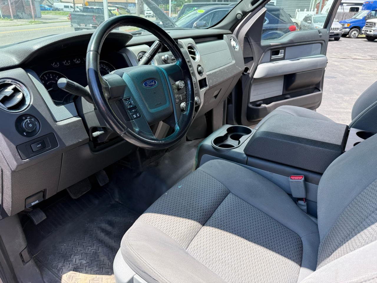 Ford F-150 XLT SuperCrew 6.5-ft. Bed 4WD 2012