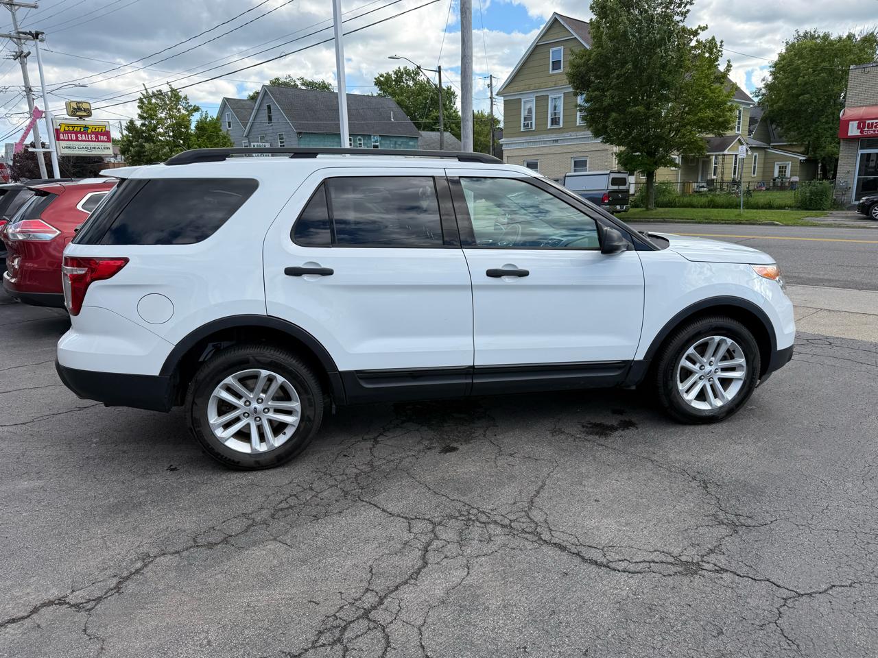 Ford Explorer Base 4WD 2015