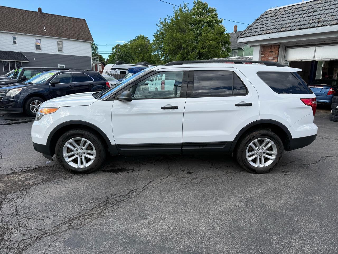 Ford Explorer Base 4WD 2015