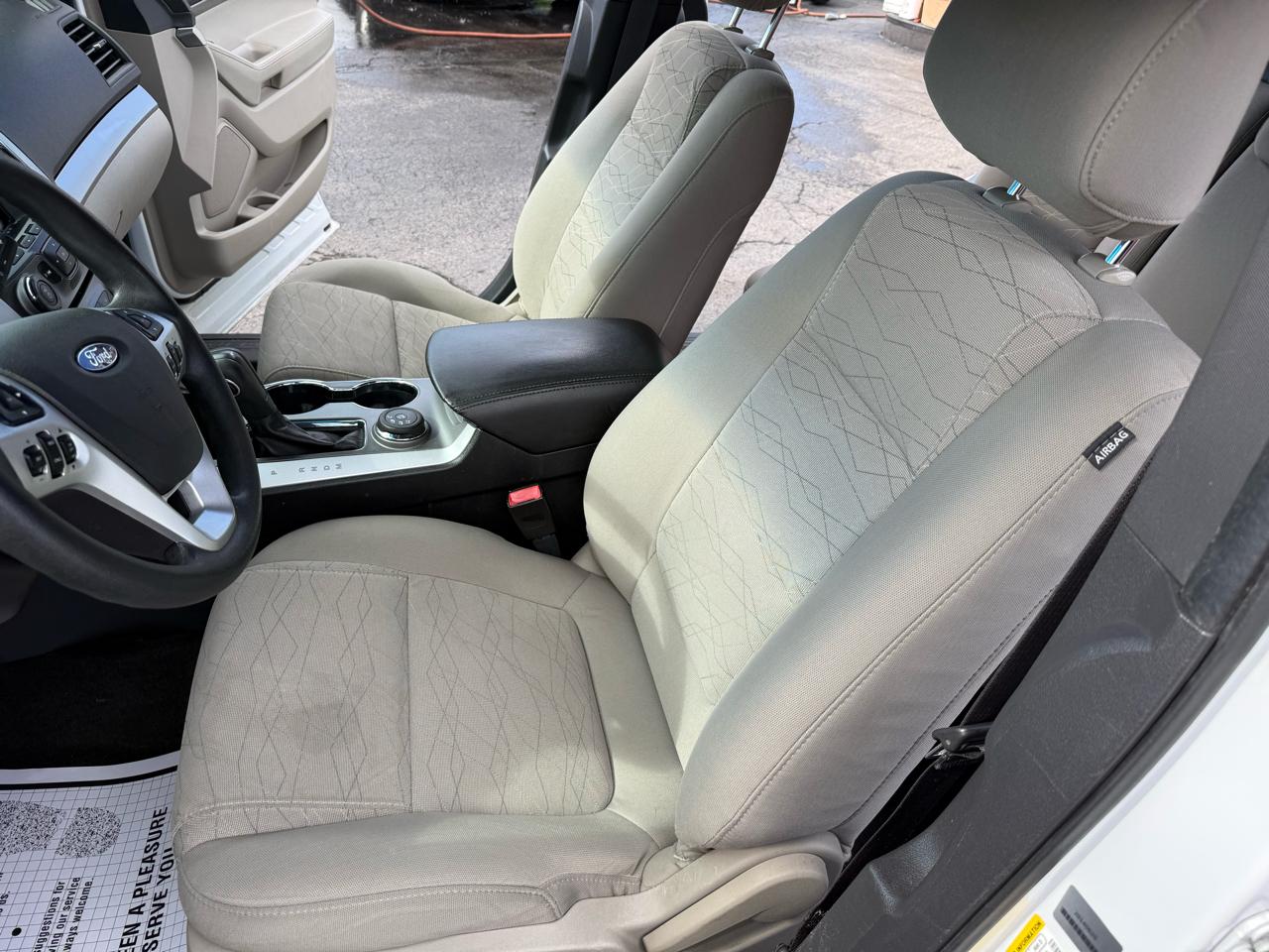 Ford Explorer Base 4WD 2015