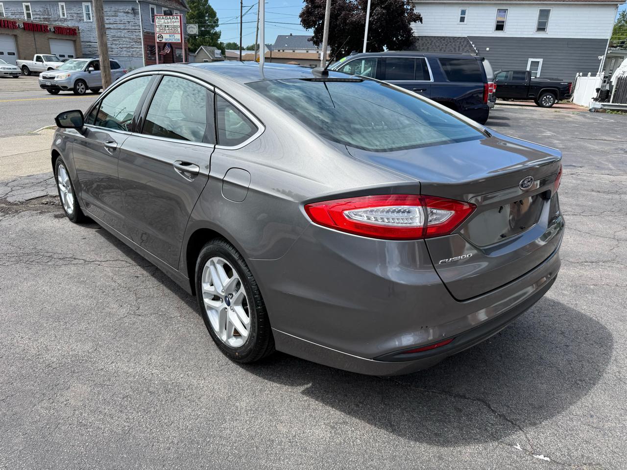 Ford Fusion SE 2014