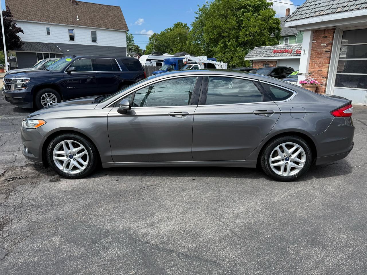 Ford Fusion SE 2014