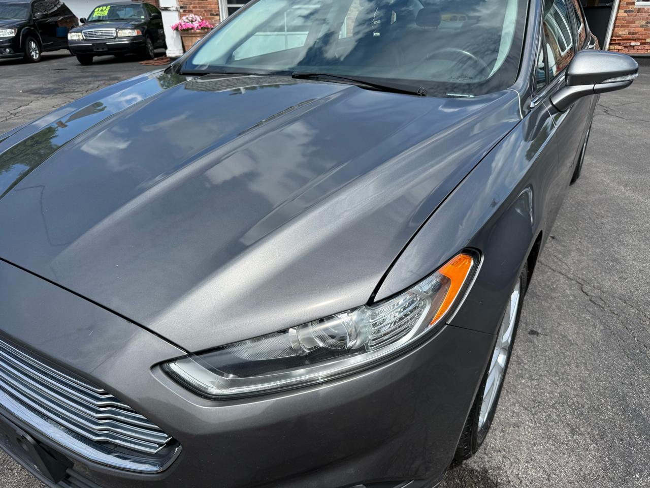 Ford Fusion SE 2014