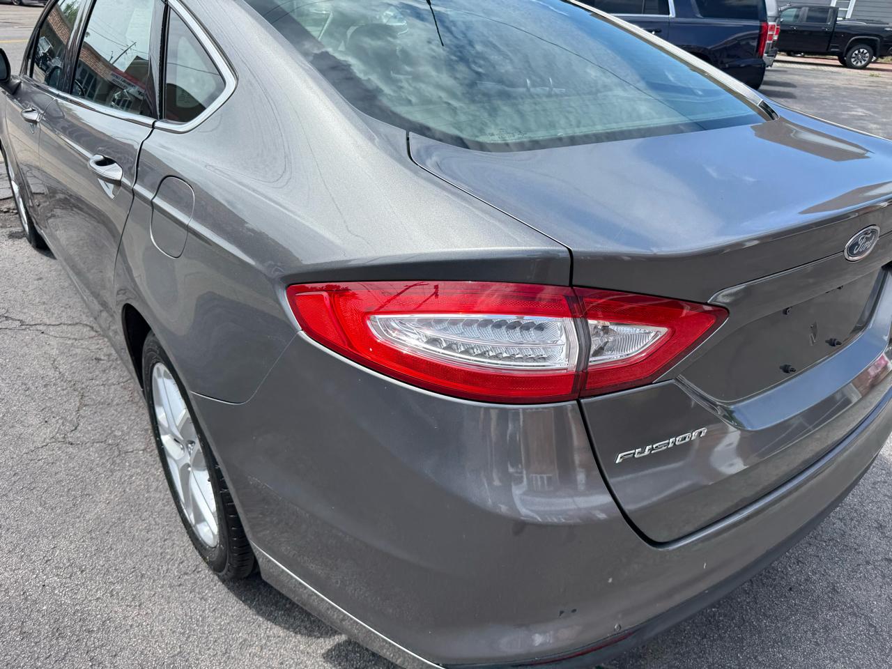 Ford Fusion SE 2014