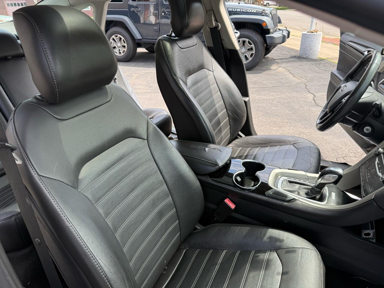 Ford Fusion SE 2014