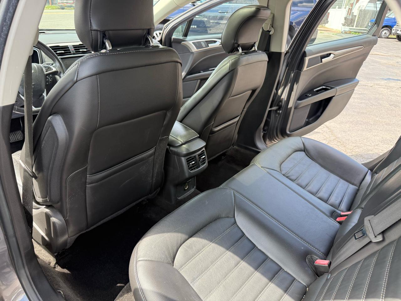 Ford Fusion SE 2014