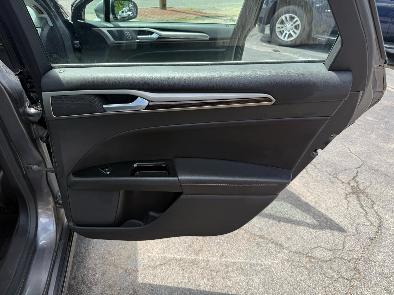 Ford Fusion SE 2014