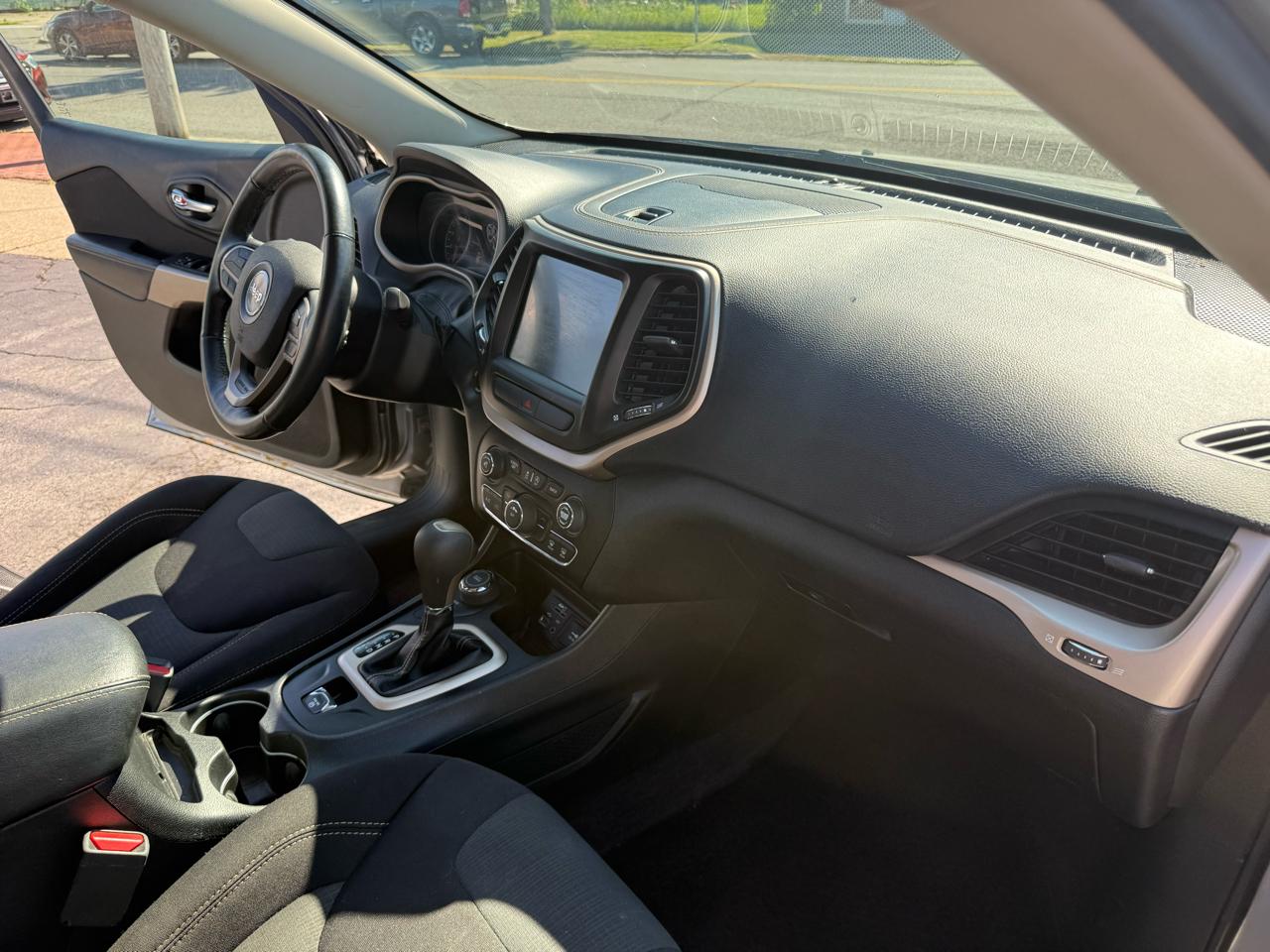 Jeep Cherokee Latitude 4WD 2017