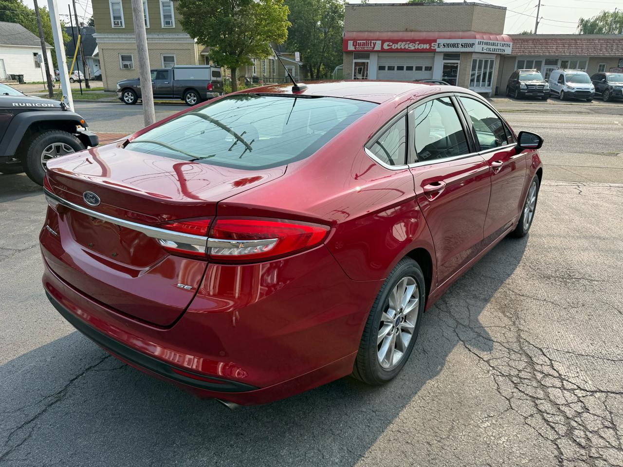 Ford Fusion SE 2017