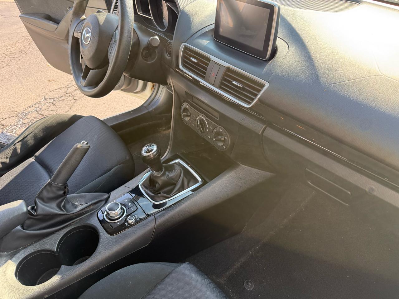 Mazda MAZDA3 5dr HB Man i Sport 2015