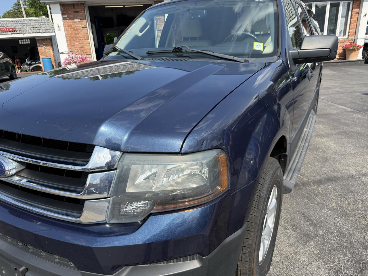 Ford Expedition EL 4WD 4dr XL 2016