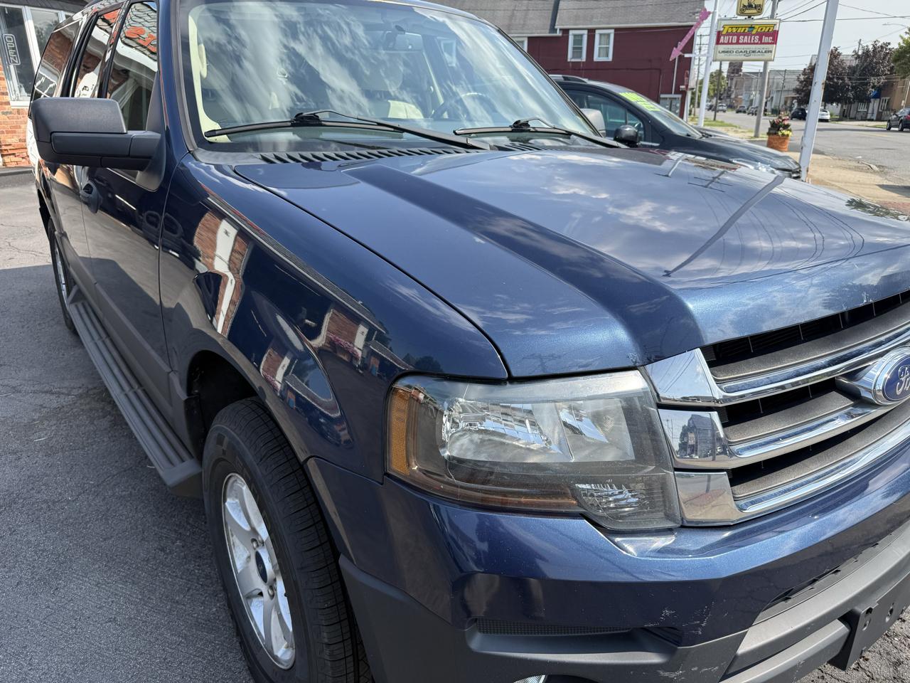 Ford Expedition EL 4WD 4dr XL 2016