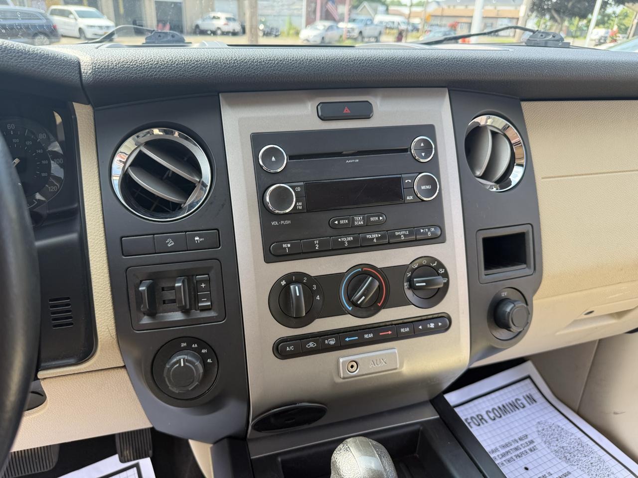 Ford Expedition EL 4WD 4dr XL 2016