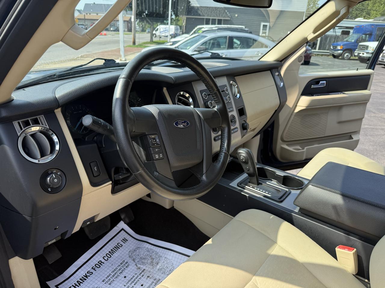 Ford Expedition EL 4WD 4dr XL 2016