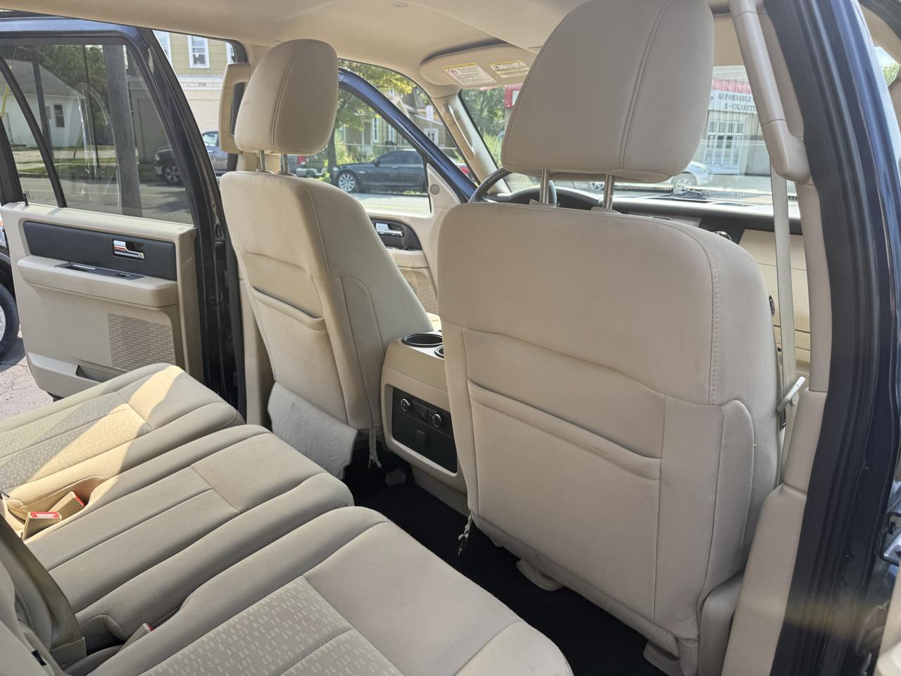 Ford Expedition EL 4WD 4dr XL 2016