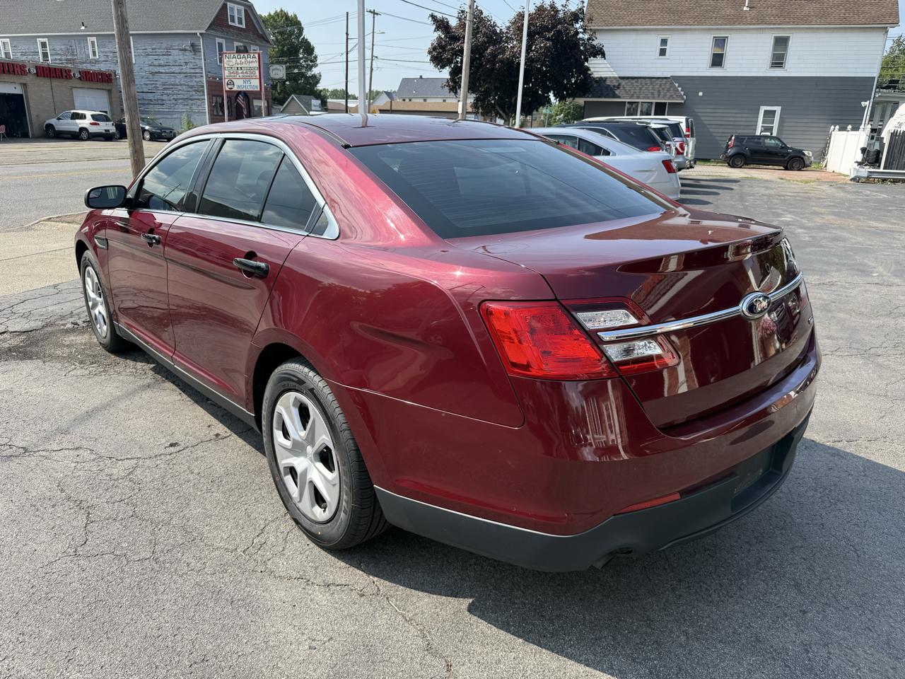 Ford Sedan Police Interceptor 4dr Sdn AWD 2015