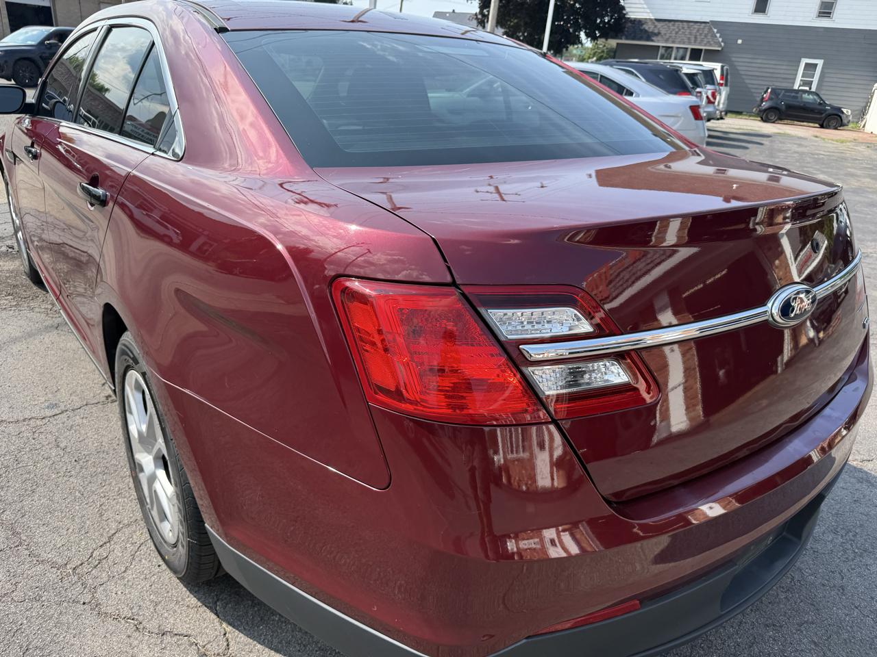 Ford Sedan Police Interceptor 4dr Sdn AWD 2015
