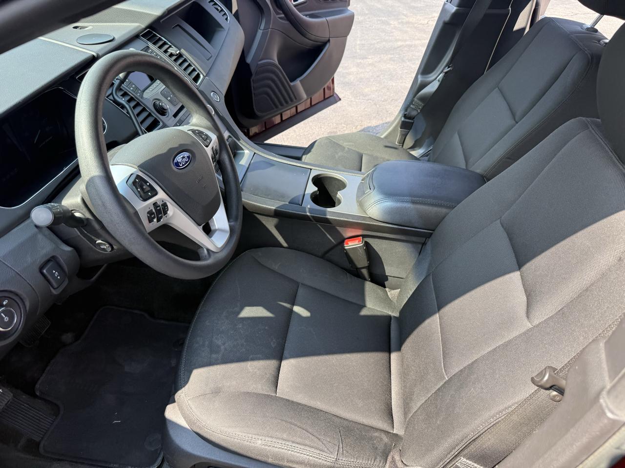 Ford Sedan Police Interceptor 4dr Sdn AWD 2015