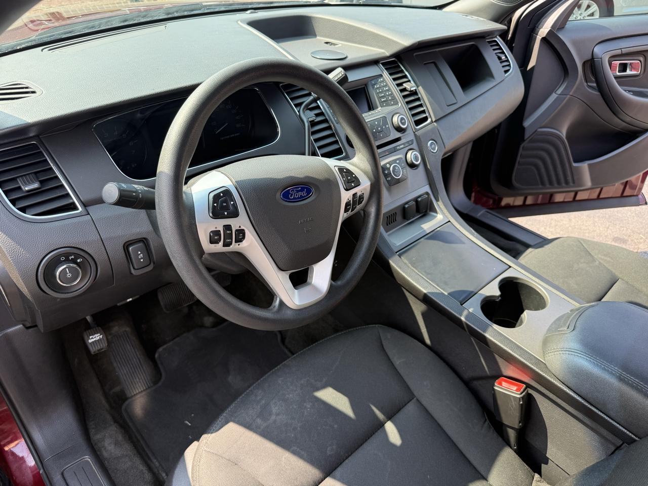 Ford Sedan Police Interceptor 4dr Sdn AWD 2015
