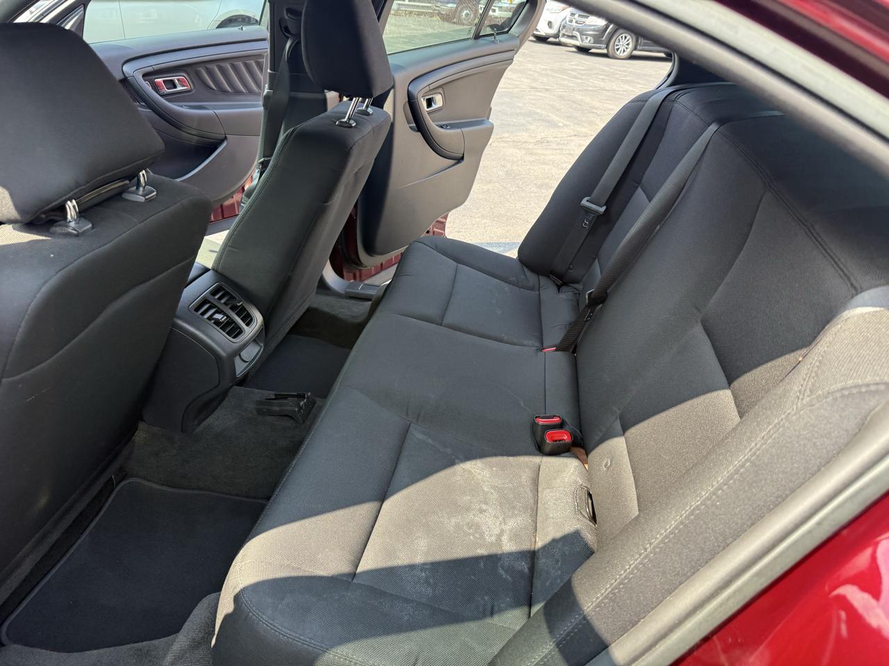 Ford Sedan Police Interceptor 4dr Sdn AWD 2015