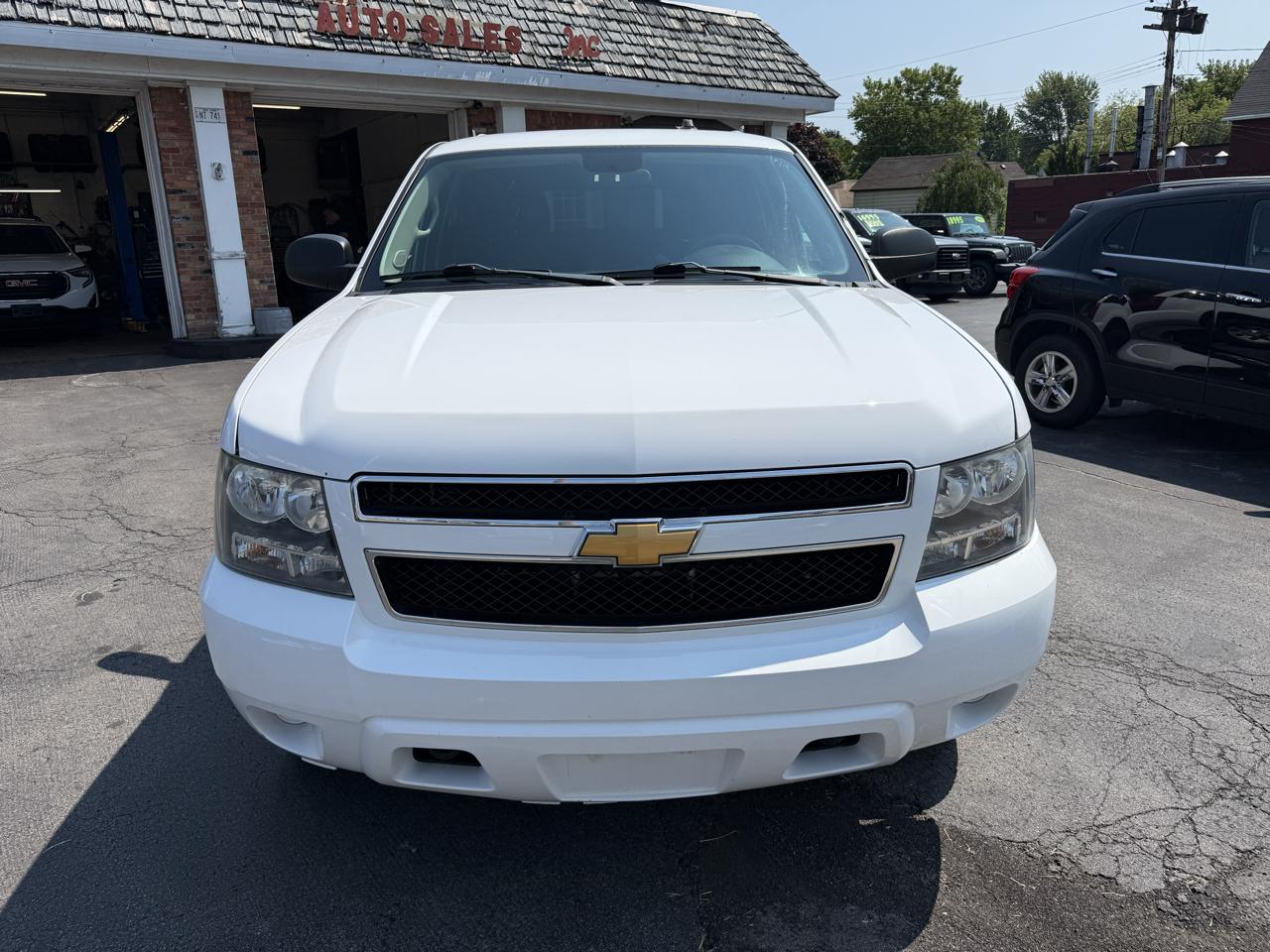 Chevrolet Tahoe 4WD 4dr 1500 Commercial 2012