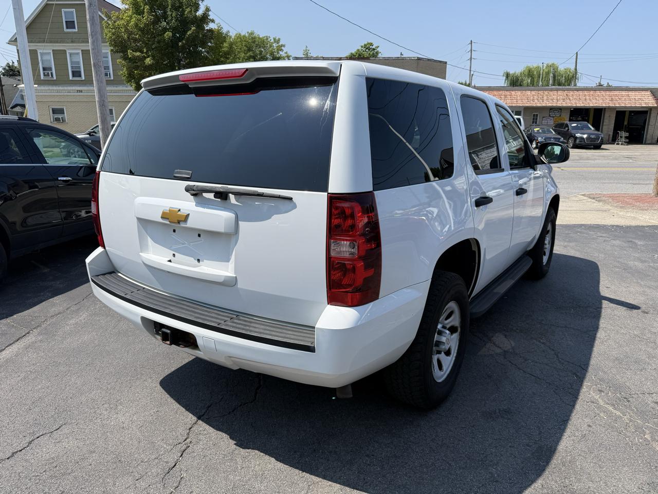Chevrolet Tahoe 4WD 4dr 1500 Commercial 2012