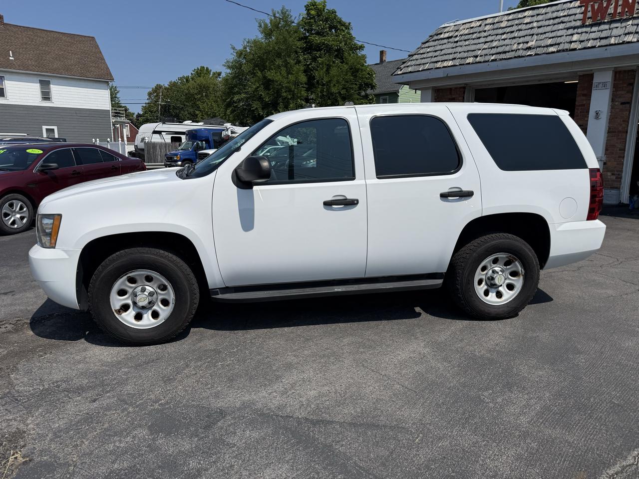 Chevrolet Tahoe 4WD 4dr 1500 Commercial 2012